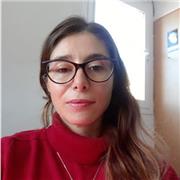 Doy clases de Ciencias sociales en general, para todos los niveles. También enseño inglés ,italiano y catalán en nivel primaria